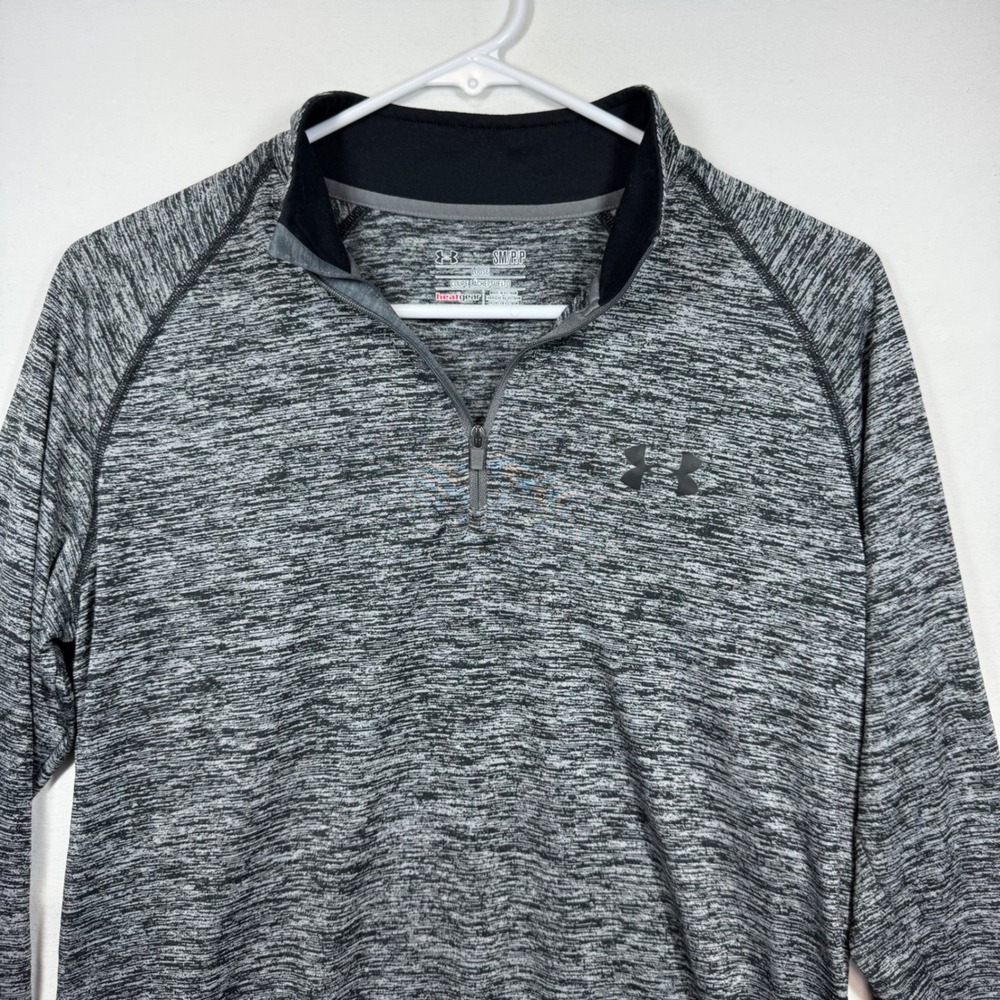 Under Armour HeatGear Men's Small Pullover Long Sleeve Shirt‎ Loose Fit Gray